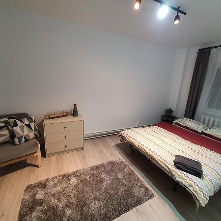 Mia Central Apart, 3 Rooms, 2 Baths, Afi Mall Brasov Exterior photo