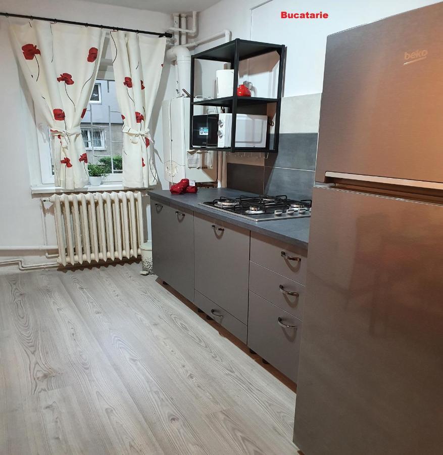 Mia Central Apart, 3 Rooms, 2 Baths, Afi Mall Brasov Exterior photo