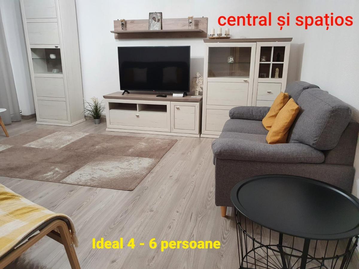 Mia Central Apart, 3 Rooms, 2 Baths, Afi Mall Brasov Exterior photo